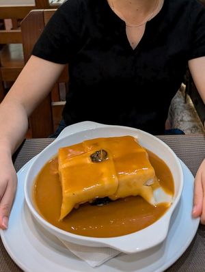  at Francesinhas Al Forno da Baixa in Porto