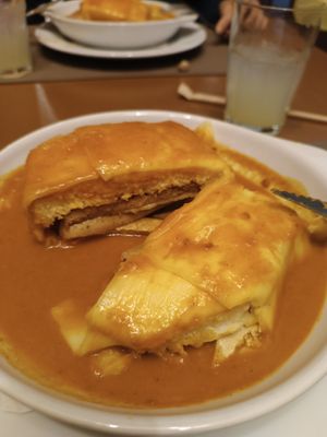  at Francesinhas Al Forno da Baixa in Porto