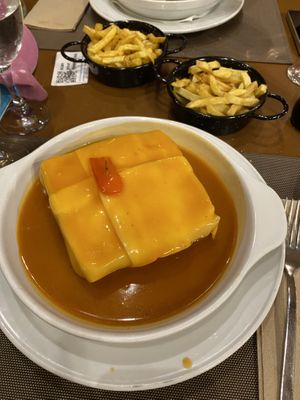 Franchesinhas seitan  at Francesinhas Al Forno da Baixa in Porto