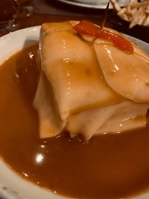 Francesinha di seitan at Francesinhas Al Forno da Baixa in Porto