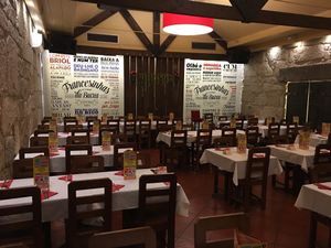 Interior  at Francesinhas Al Forno da Baixa in Porto