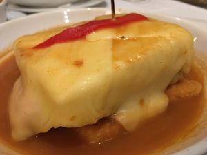 Seitan Francesinha at Francesinhas Al Forno da Baixa in Porto