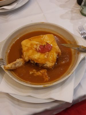 Tempe h francesinha at Francesinhas Al Forno da Baixa in Porto