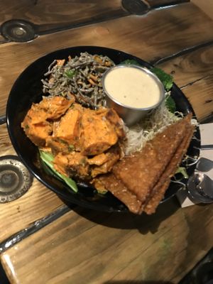 Tempeh bowl at Panthere Verte - St. Denis in Montreal