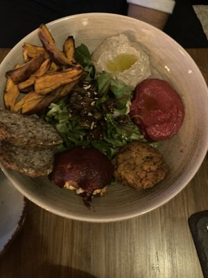 Protein Bowl  at Paletti Die Genuss Bar in Neu-isenburg