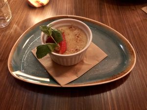 Kokos-Creme brulé  at Paletti Die Genuss Bar in Neu-isenburg