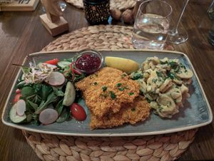 Schnitzel V-iener Art (GF) at Paletti Die Genuss Bar in Neu-isenburg