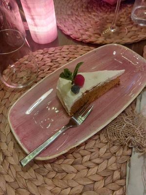 Karotten Kuche mit Frischkäse Topping at Paletti Die Genuss Bar in Neu-isenburg