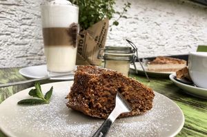 Wacker's Coffee and homemade vegan Cake at Paletti Die Genuss Bar in Neu-isenburg