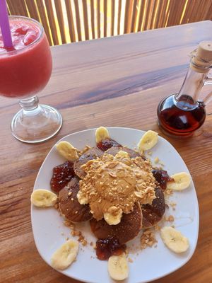 Amor Vegano Mani at Fruzion in Paracas