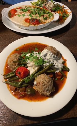 Cannelloni / Jackfruit Gulasch   at Gruene Kombuese in Rostock
