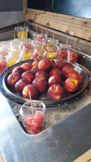 We love fruits :) Fresh and seasonal at Buddy VEGGY in Rome