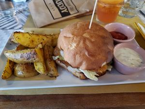 Vegan chicken burger at Buddy VEGGY in Rome