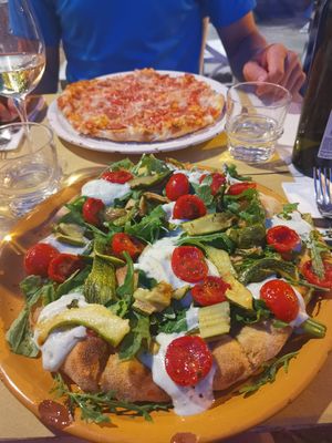 Pizzas at Buddy VEGGY in Rome