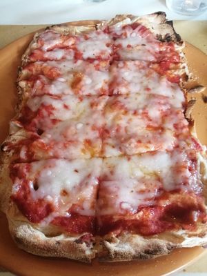 Vegan Margherita at Buddy VEGGY in Rome