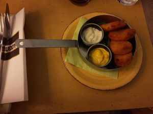 Vegan chicken nuggets at Buddy VEGGY in Rome
