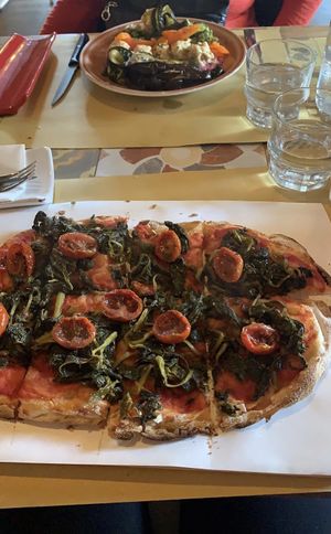 Pizza and chickpea ‘meatballs’ and veg at Buddy VEGGY in Rome