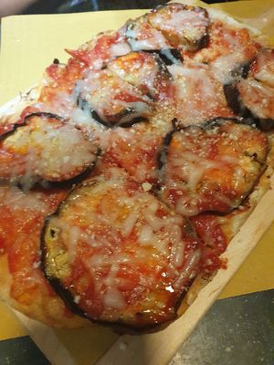 Pizza Parmigiana at Buddy VEGGY in Rome