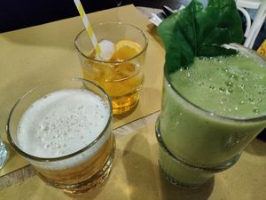 Detox smoothie (so great) and alcohol free beer at Buddy VEGGY in Rome