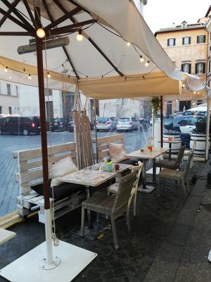 The Lovely Space Outside 🌱 at Buddy VEGGY in Rome