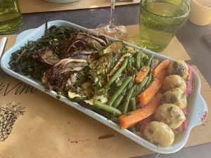 Vegan lemon meatballs with seasonal veg and beetroot hummus   at Buddy VEGGY in Rome