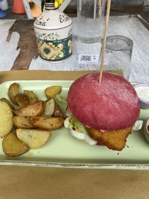vegan chicken burger  at Buddy VEGGY in Rome