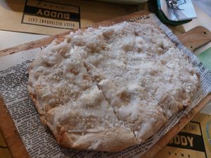 Pizza 4 formaggio at Buddy VEGGY in Rome