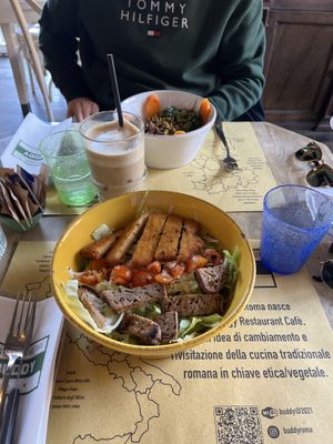 Cesar Salad and a Poke Bowl  at Buddy VEGGY in Rome