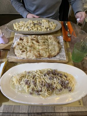 Carbonara and Focaccia    at Buddy VEGGY in Rome
