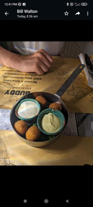 Fried olives at Buddy VEGGY in Rome