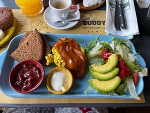 VEGAN Brunch at Buddy VEGGY in Rome