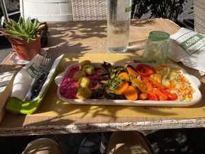 Chickpea meatballs and veggies at Buddy VEGGY in Rome
