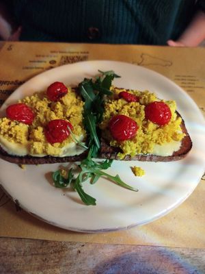 Bruschetta with scrambled tofu at Buddy VEGGY in Rome
