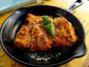 Vegan lasagne at Buddy VEGGY in Rome