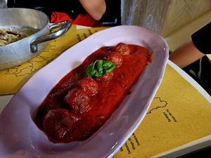 Vegan meatballs at Buddy VEGGY in Rome