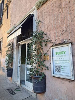 Entrance at Buddy VEGGY in Rome