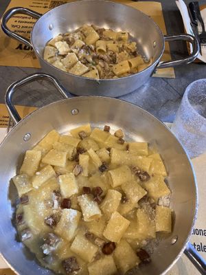 Pasta carbonara e pasta con funghi e “salsiccia”  at Buddy VEGGY in Rome