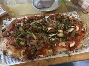 pinsa boscaiola with shiitake mushrooms  at Buddy VEGGY in Rome