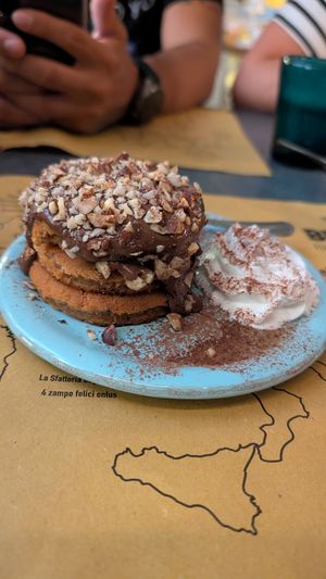 Hazelnut pancakes at Buddy VEGGY in Rome