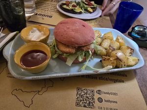 Burger at Buddy VEGGY in Rome