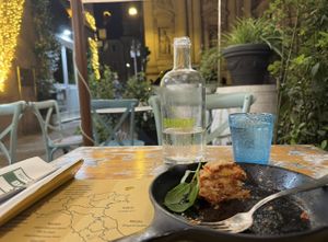 Seating outsidee  at Buddy VEGGY in Rome