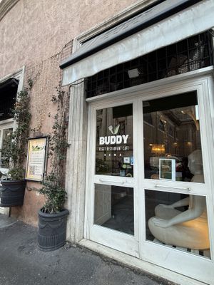 The other entrance  at Buddy VEGGY in Rome