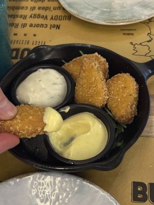 Nugget with 2 sauces  at Buddy VEGGY in Rome