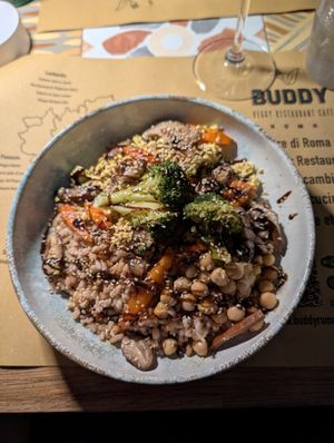 Buddha Bowl at Buddy VEGGY in Rome