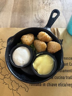 Jalapeño poppers   at Buddy VEGGY in Rome