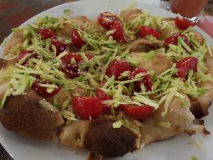 Pinsa at Buddy VEGGY in Rome