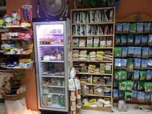 View of the shop at Esencias de la Tierra in Torrevieja