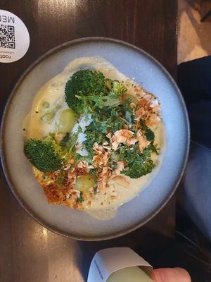 Thai curry at roots - Lintheschergasse in Zurich