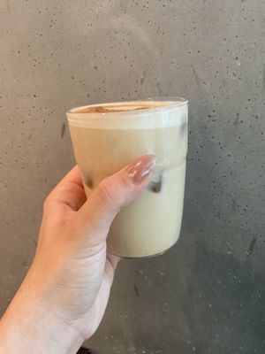   at roots - Lintheschergasse in Zurich