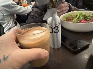 latte  at roots - Lintheschergasse in Zurich